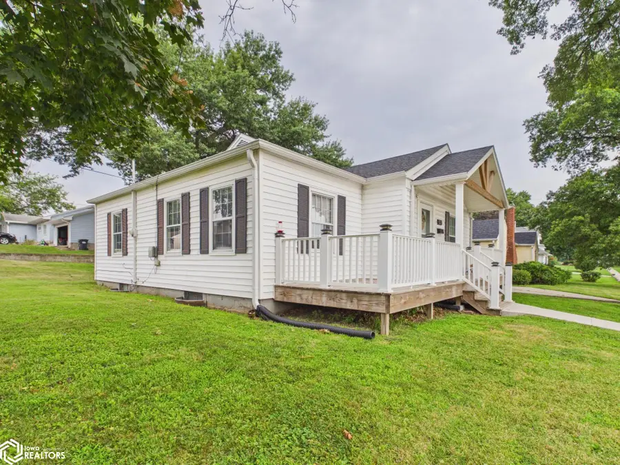 723 S 18th Street, Clarinda, IA 51632 - #2