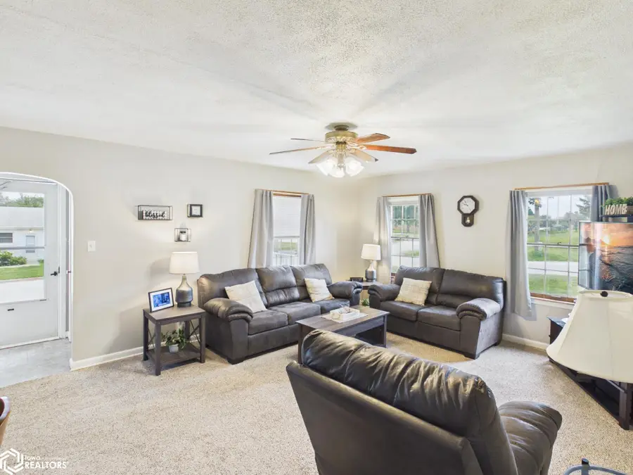 723 S 18th Street, Clarinda, IA 51632 - #3