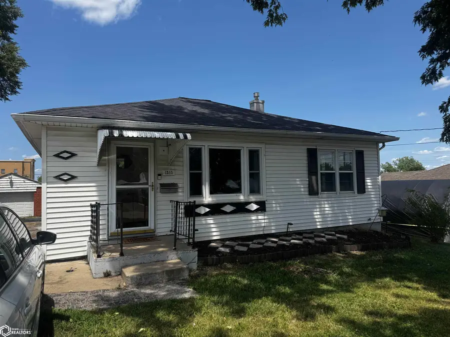 1315 Mowrey Avenue, Ottumwa, IA 52501 - #2