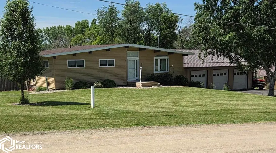 2648 260th Street, Marshalltown, IA 50158 - #3