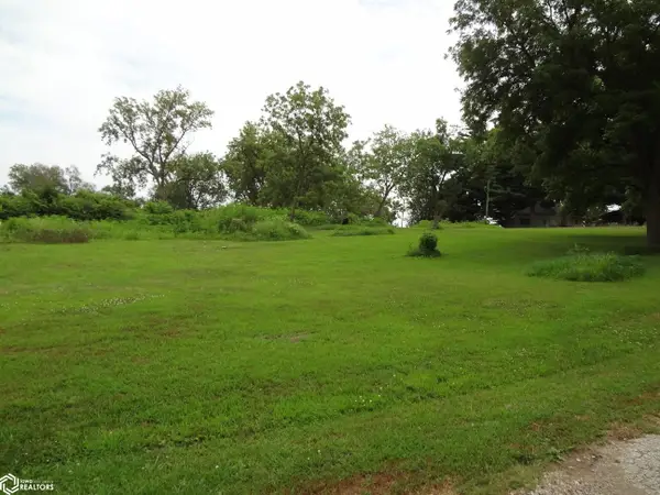 208 First Street, Shambaugh, IA 51651