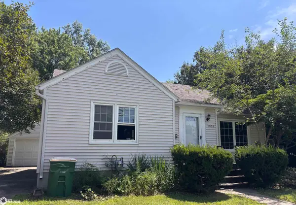 1003 S 4th Street, Fairfield, IA 52556