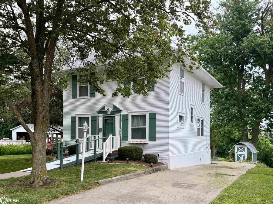917 North Main, Chariton, IA 50049 - #3