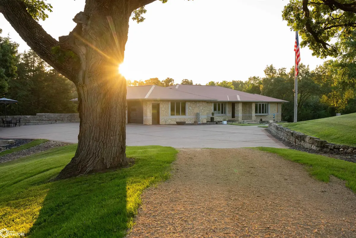 38150 253rd Avenue, La Motte, IA 52054 - #1