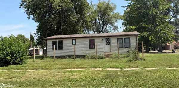 1015 B Avenue W, Oskaloosa, IA 52577