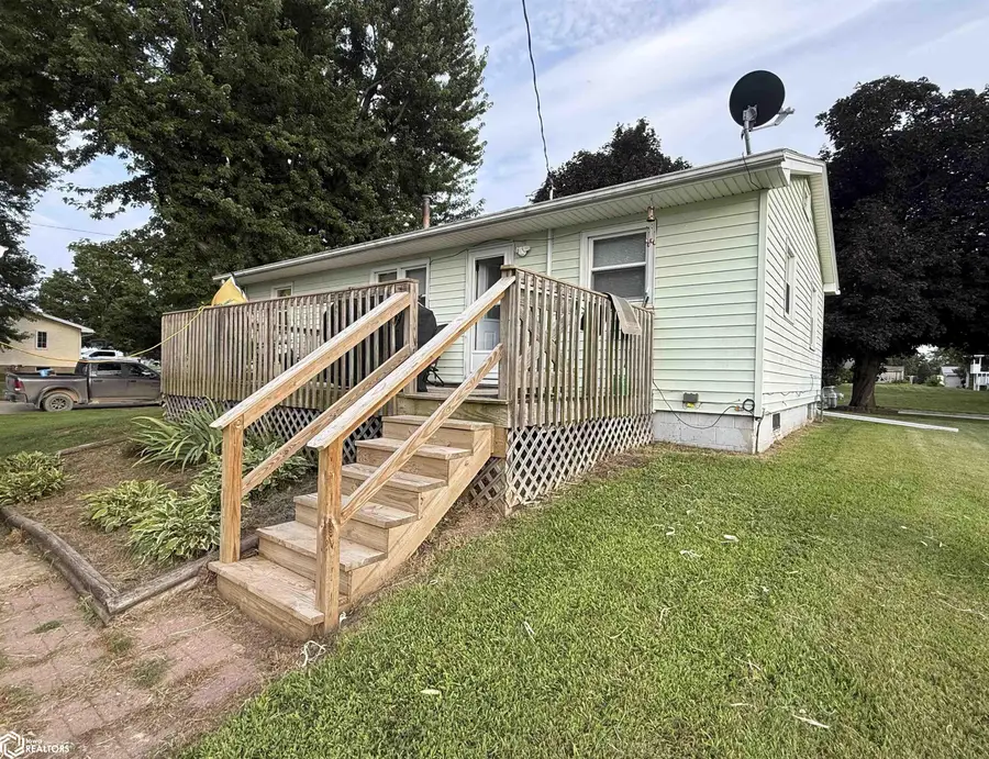 613 E College Street, Toledo, IA 52342 - #3