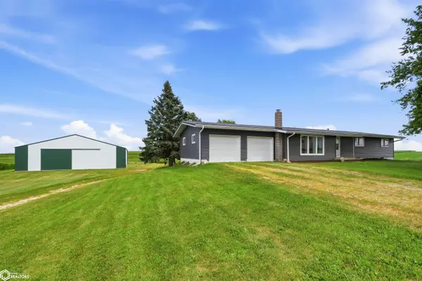 3997 80th Street, Grinnell, IA 50112