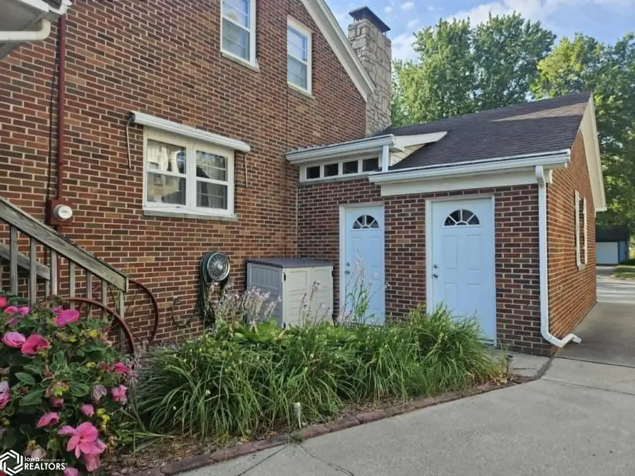 1035 Walnut Street, Webster City, IA 50595 - #3
