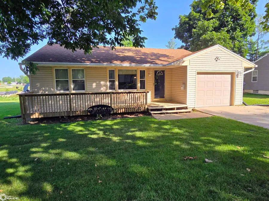 1014 Crest Drive, Creston, IA 50801 - #2