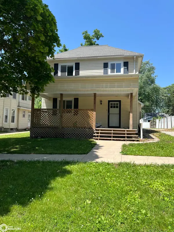 915 W Montgomery Street, Creston, IA 50801