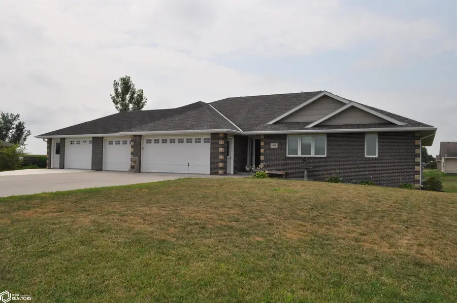800 E 30th Street, Carroll, IA 51401 - #2