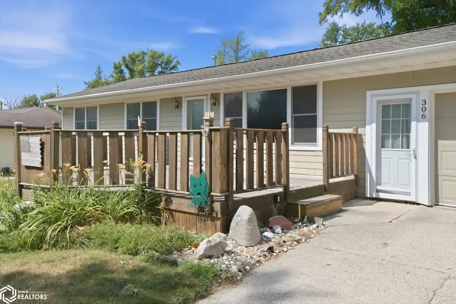 306 Carter Street, Irwin, IA 51446 - #2