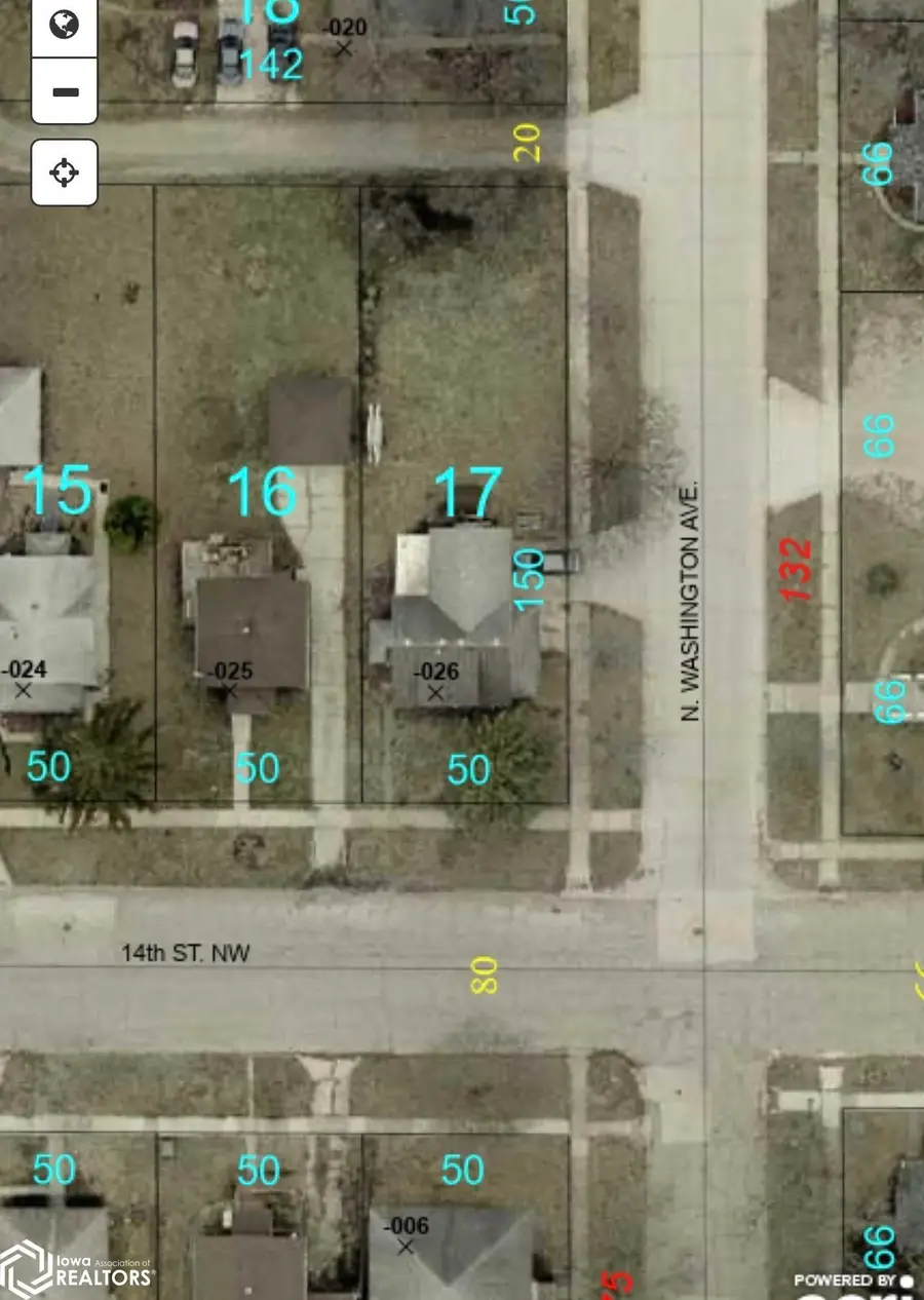 1404 N Washington Avenue, Mason City, IA 50401 - #2