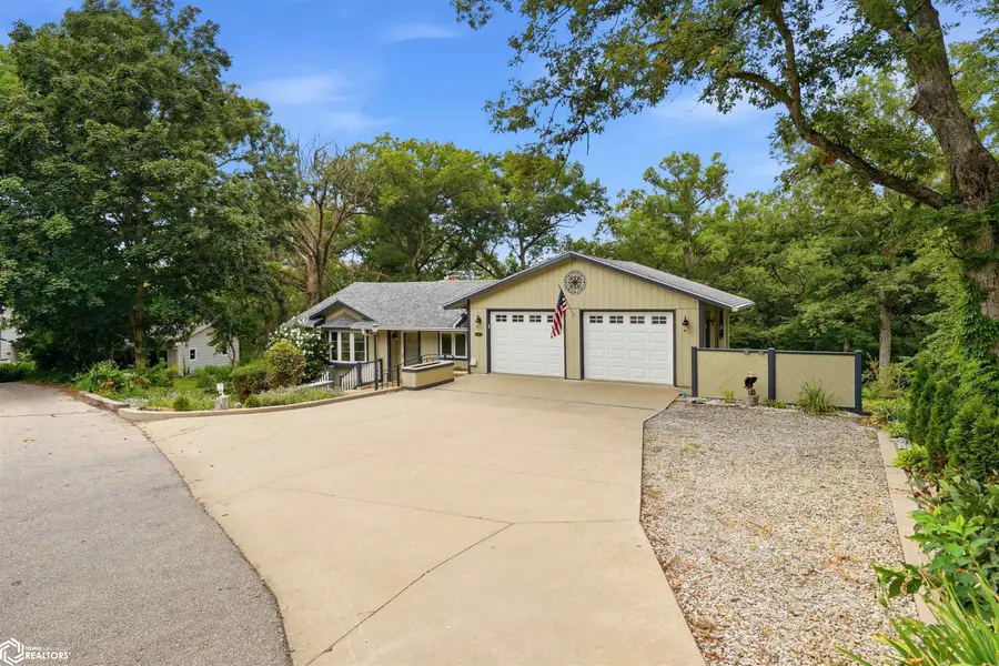 1015 Westwood Drive, Mount Pleasant, IA 52641 - #2