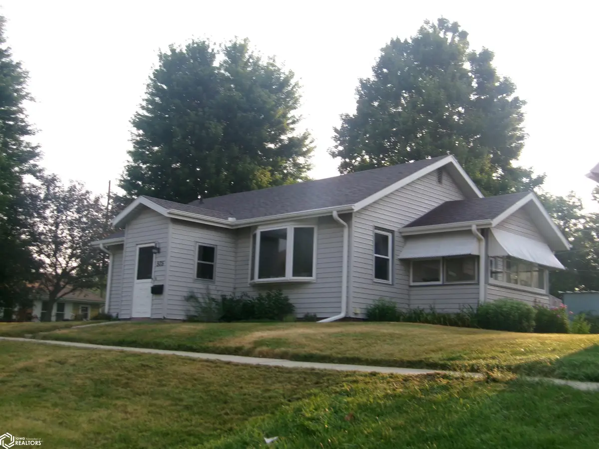 505 N Pine Street, Creston, IA 50801 - #1