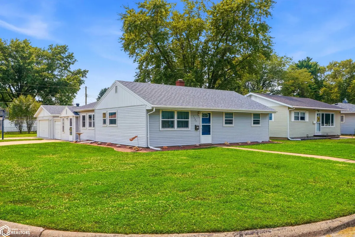 1101 Lynnwood Drive, Burlington, IA 52601 - #1