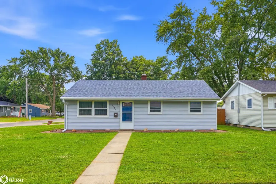 1101 Lynnwood Drive, Burlington, IA 52601 - #2