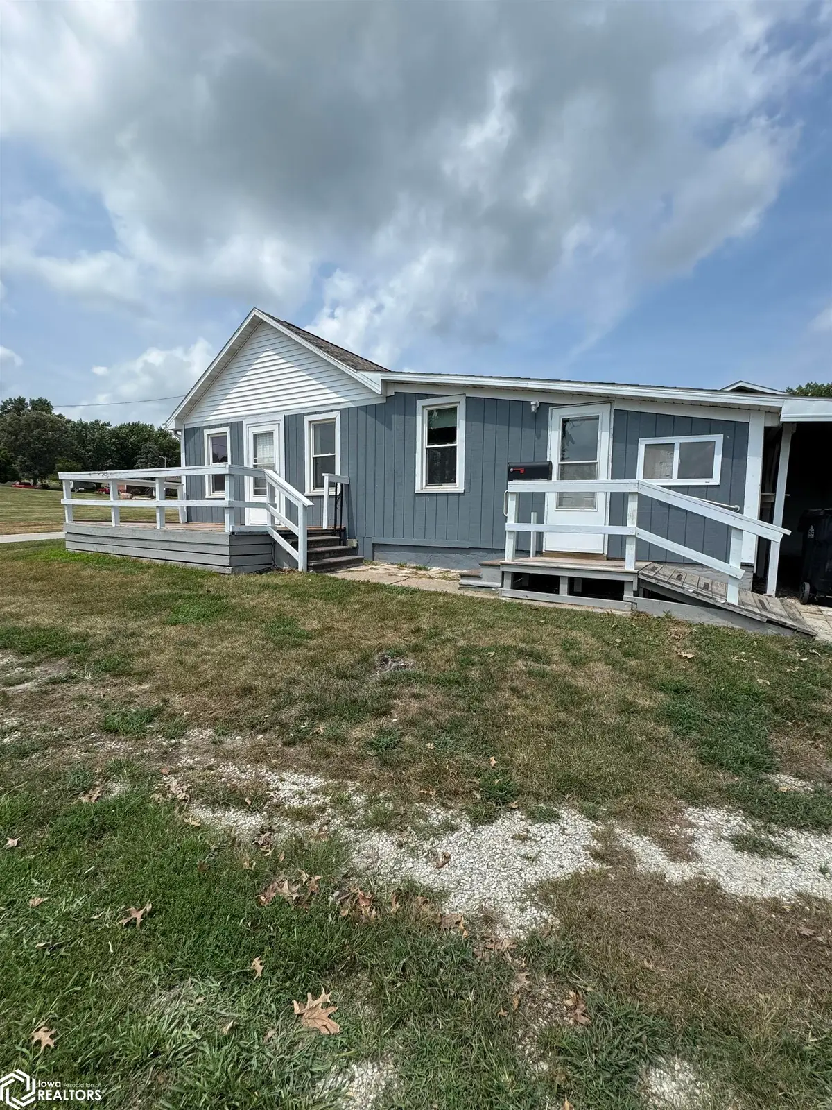 306 S West Street, Mount Ayr, IA 50854 - #1
