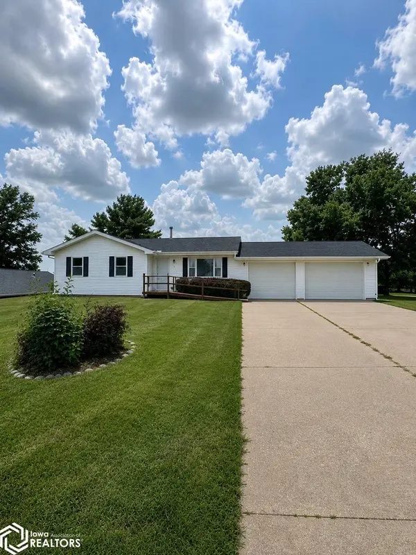 103 Valley West Drive, Mount Ayr, IA 50854