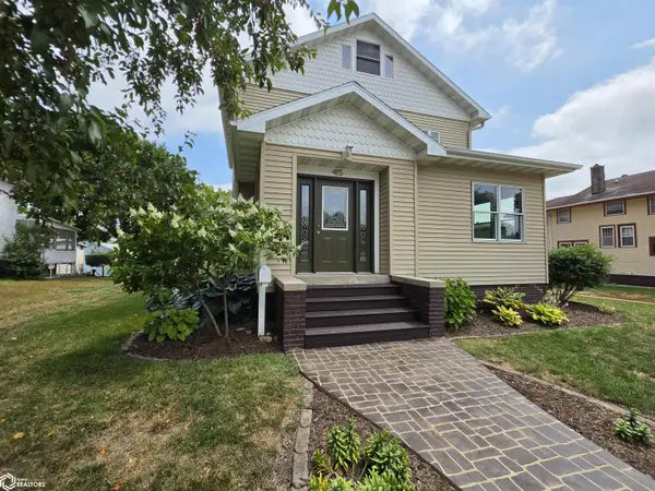 415 S Clark Street, Forest City, IA 50436