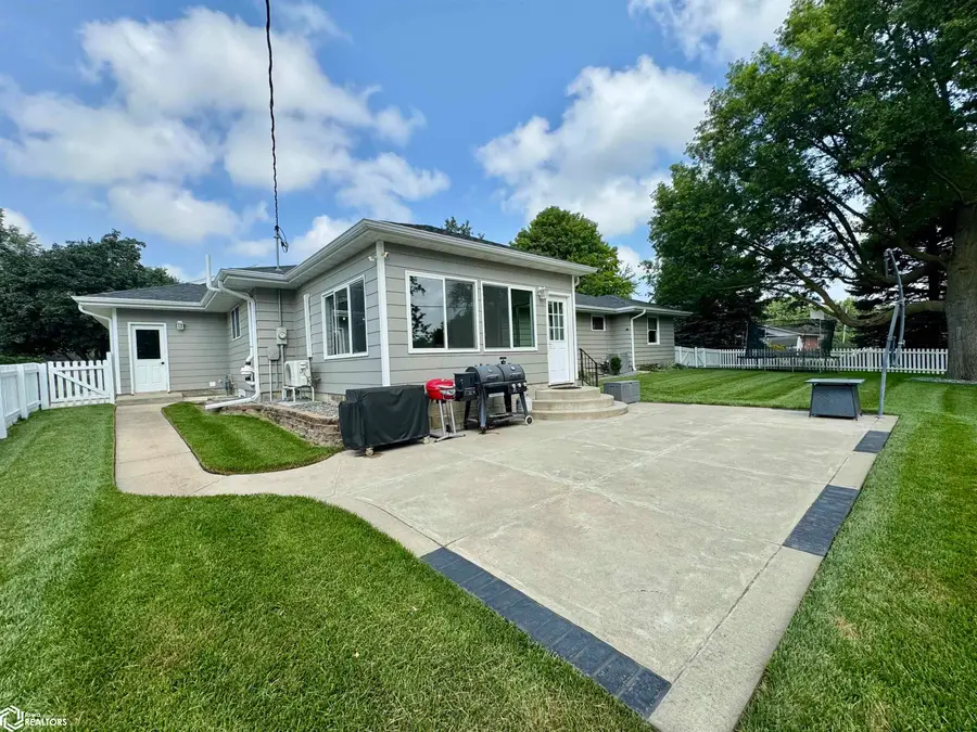 1720 N Main Street, Carroll, IA 51401 - #3