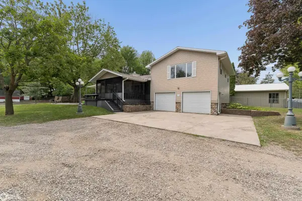 2512 S Shore Drive, Clear Lake, IA 50428