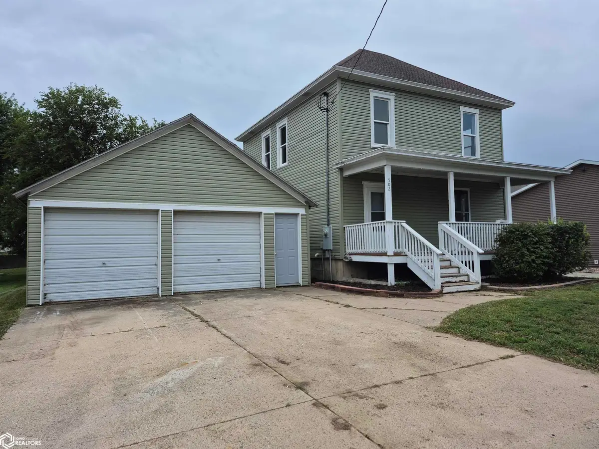 502 E 7th Street, Carroll, IA 51401 - #1
