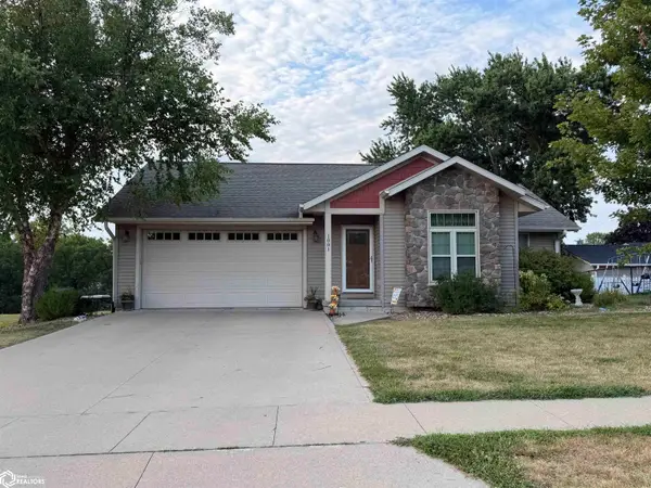 1001 Arbor Trace Drive, Oskaloosa, IA 52577