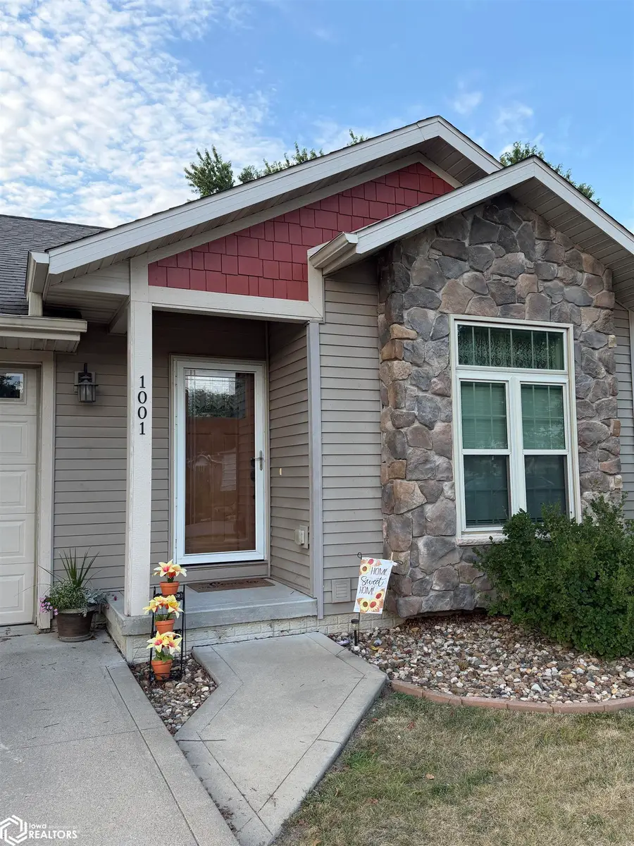 1001 Arbor Trace Drive, Oskaloosa, IA 52577 - #2
