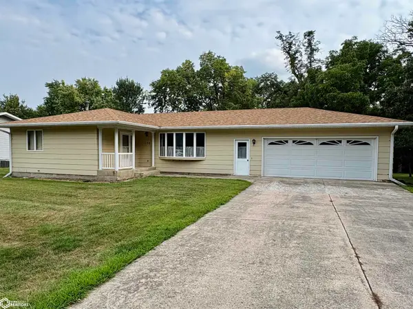 1135 Pleasant Street, Forest City, IA 50436