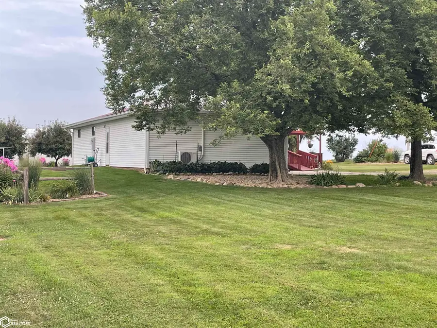 1624 Lafayette Avenue, Albion, IA 50005 - #2
