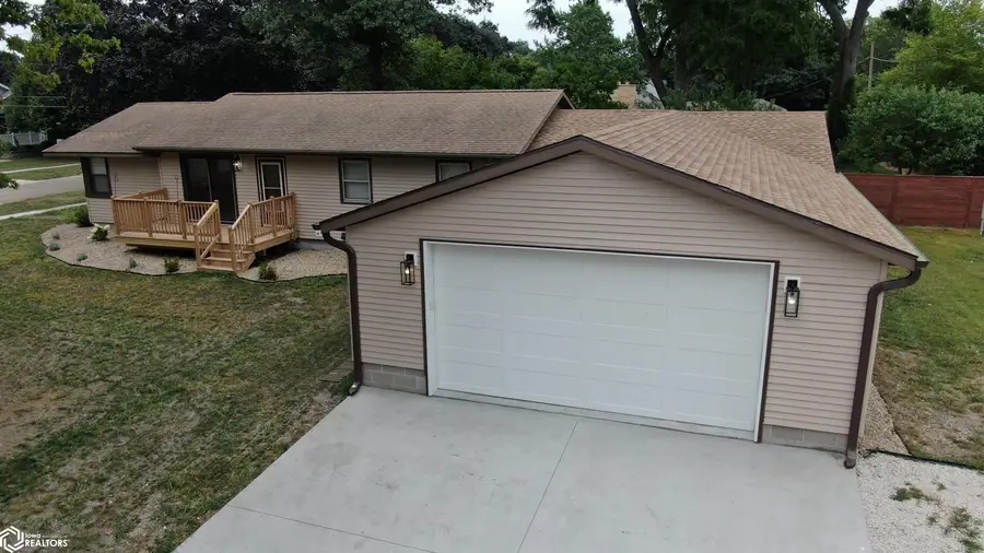 806 2nd Avenue Ne, Clarion, IA 50525 - #3