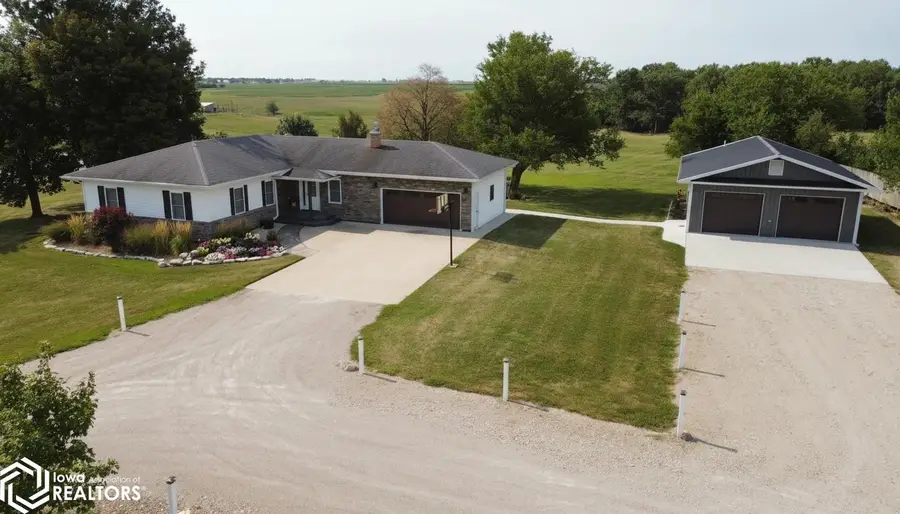 21177 Mallard Avenue, Bloomfield, IA 52537 - #2