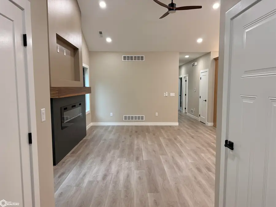 1314 Quint Avenue, Carroll, IA 51401 - #3