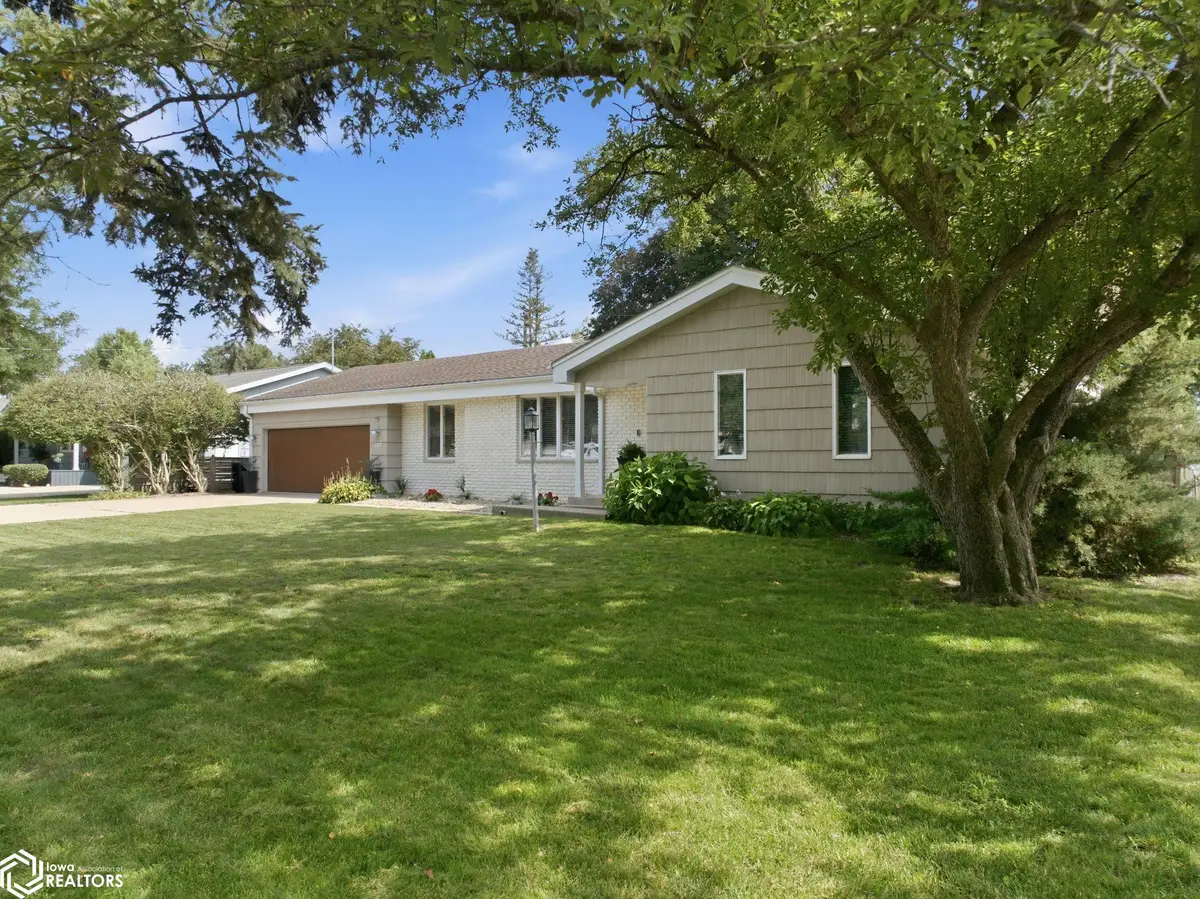 307 Orchard Lane, Clear Lake, IA 50428 - #1