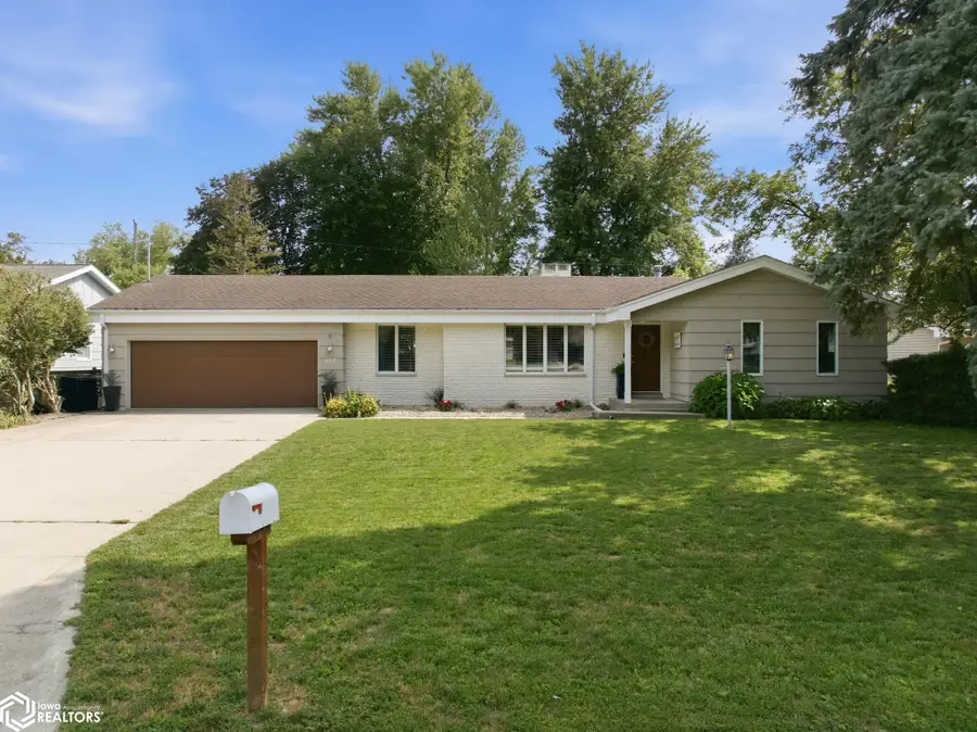 307 Orchard Lane, Clear Lake, IA 50428 - #2