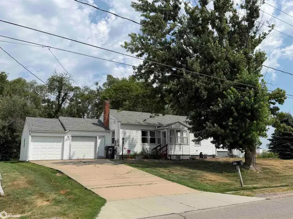 1416 S 11th Street, Oskaloosa, IA 52577