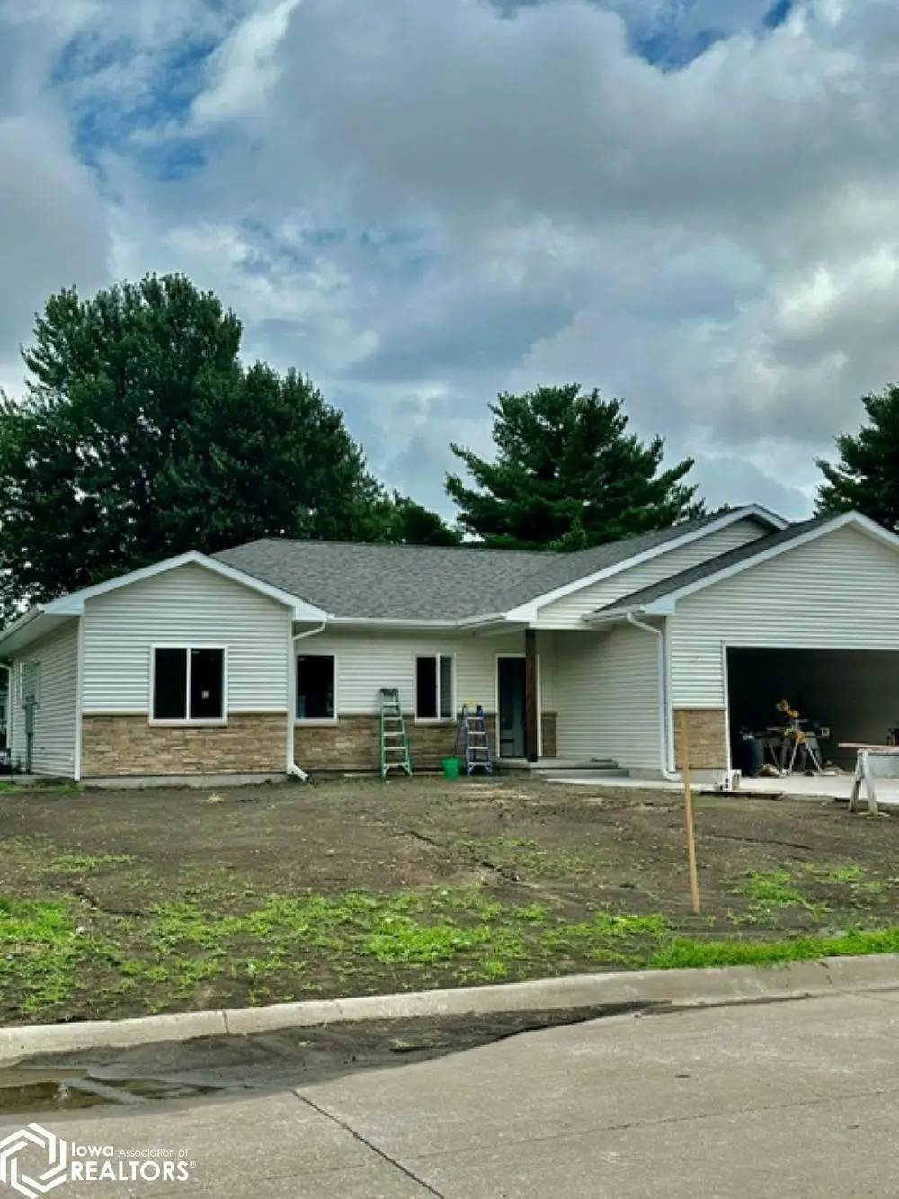 1112 Willow Avenue, Burlington, IA 52601 - #1