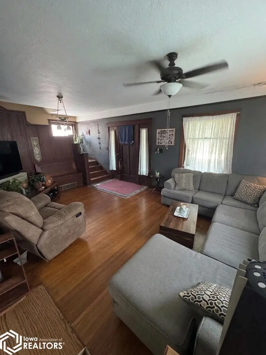 400 Adams Street, Clearfield, IA 50840 - #3