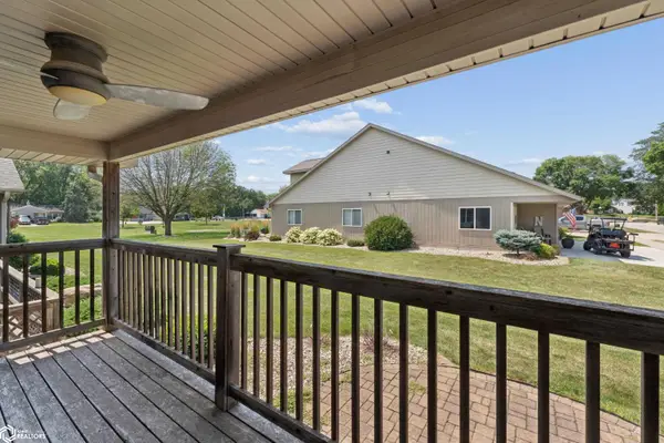 901 3rd Avenue S, Clear Lake, IA 50428