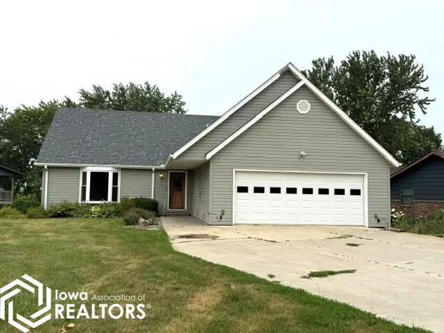 28 Schutter Circle, Algona, IA 50511 - #1