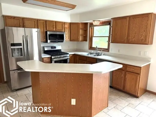 28 Schutter Circle, Algona, IA 50511 - #3