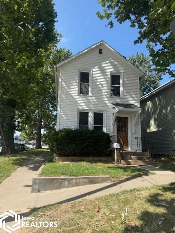 2327 Avenue M, Fort Madison, IA 52627