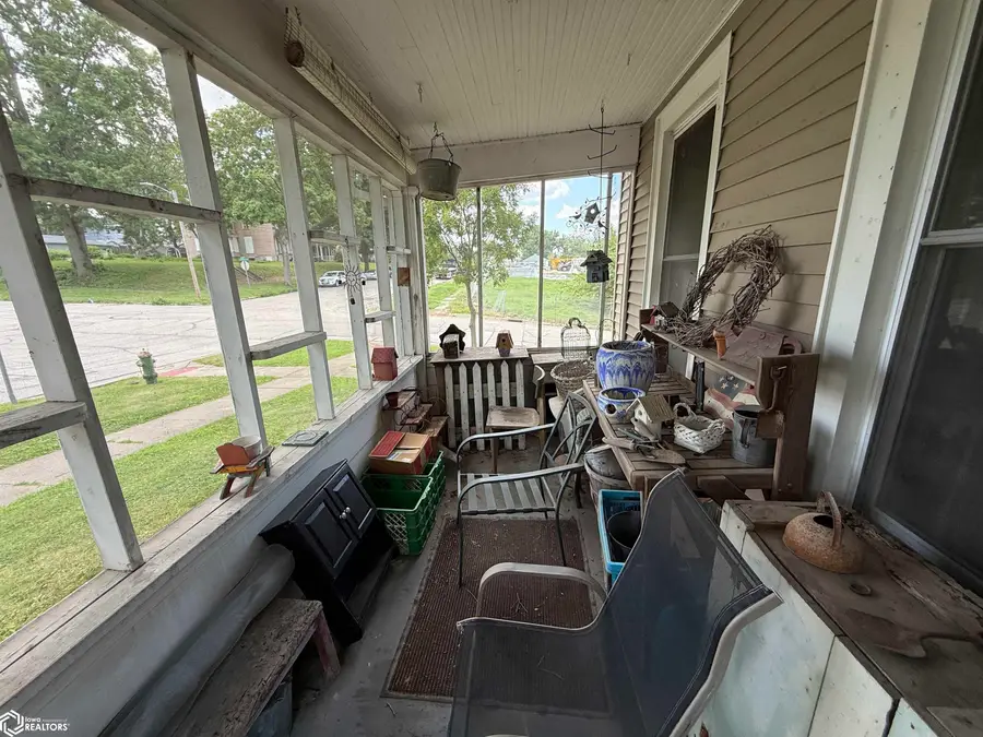 100 S Woodlawn Avenue, Burlington, IA 52601 - #2