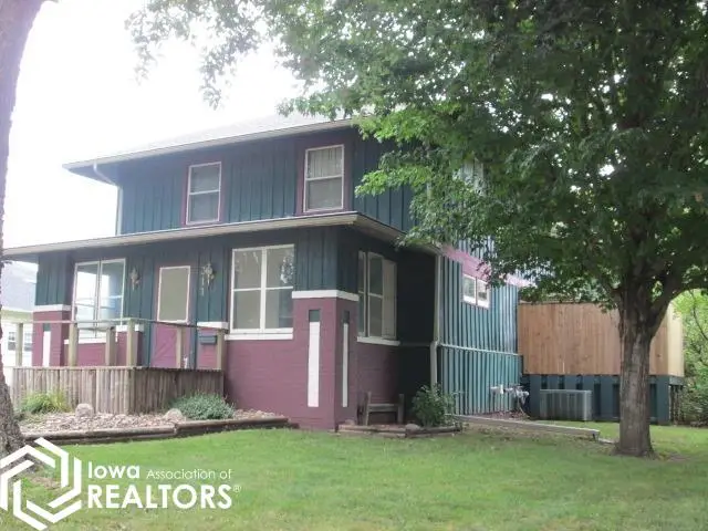 311 5th Avenue Se, Belmond, IA 50421 - #2