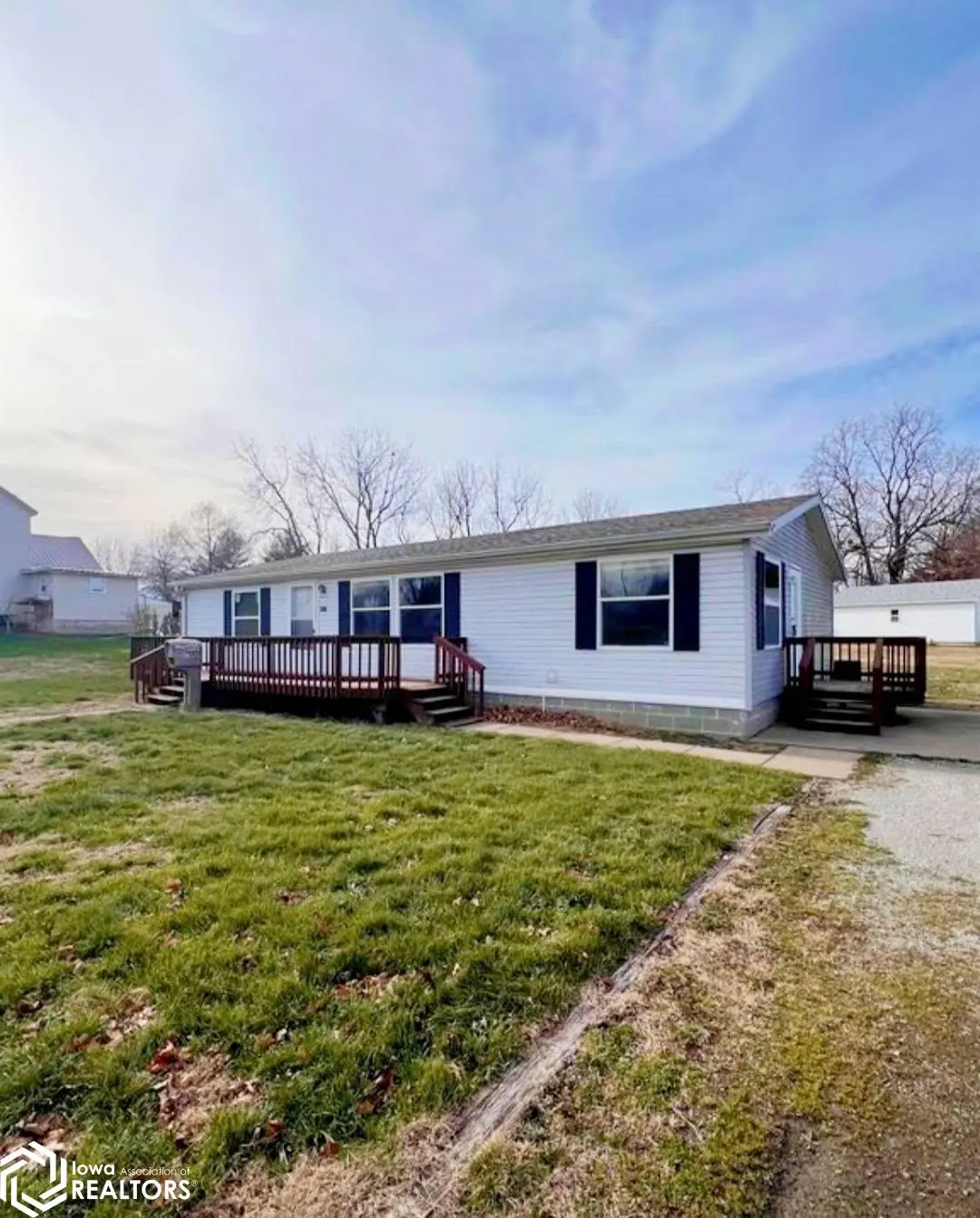 535 S 10th Street, Warsaw, IL 62379 - #1