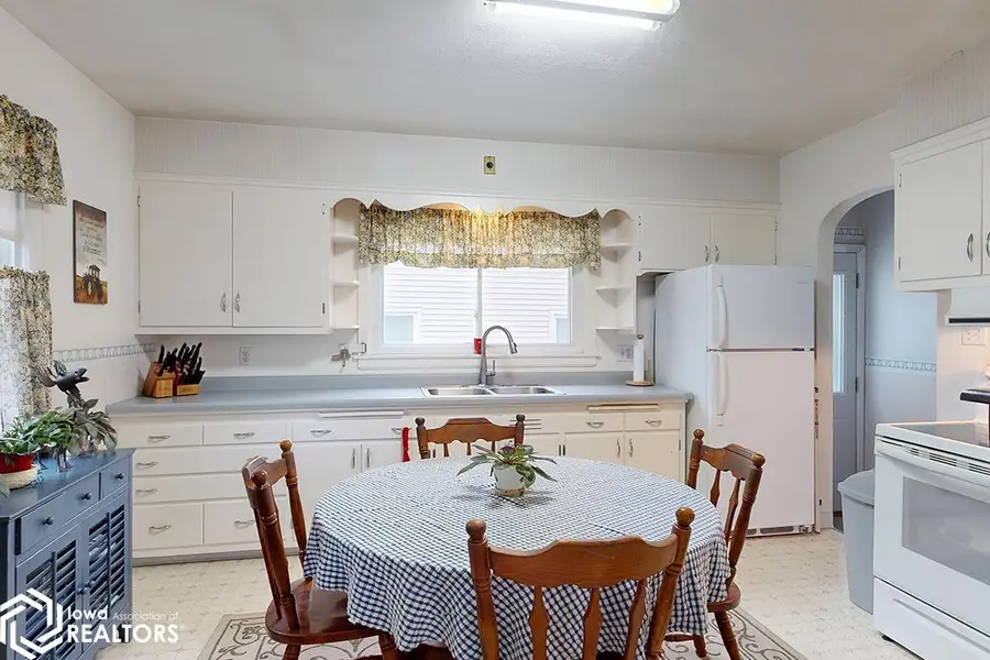 1112 Willow Street, Harlan, IA 51537 - #2