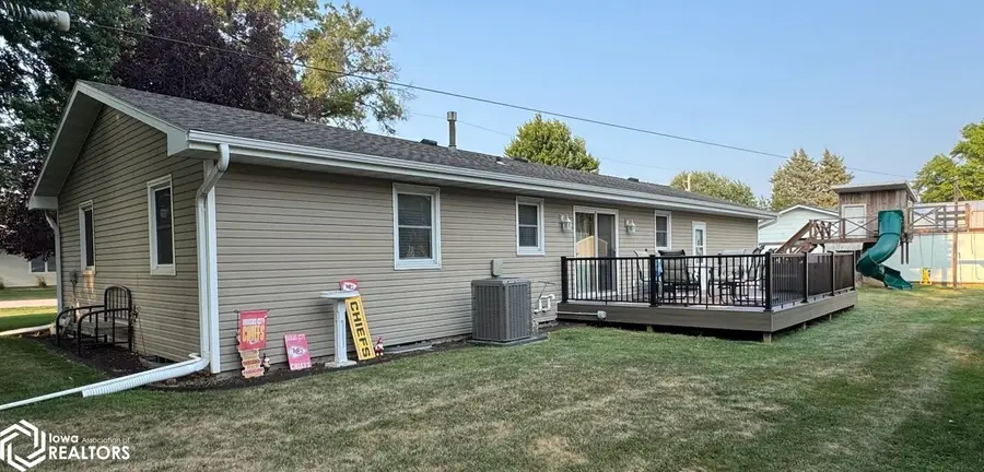 423 W Jack Frost St, Avoca, IA 51521 - #3