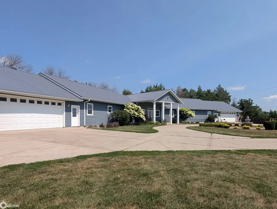2495 Lone Tree Rd, Humboldt, IA 50548 - #2
