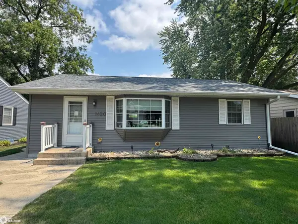 1420 S 3rd Street, Clear Lake, IA 50428
